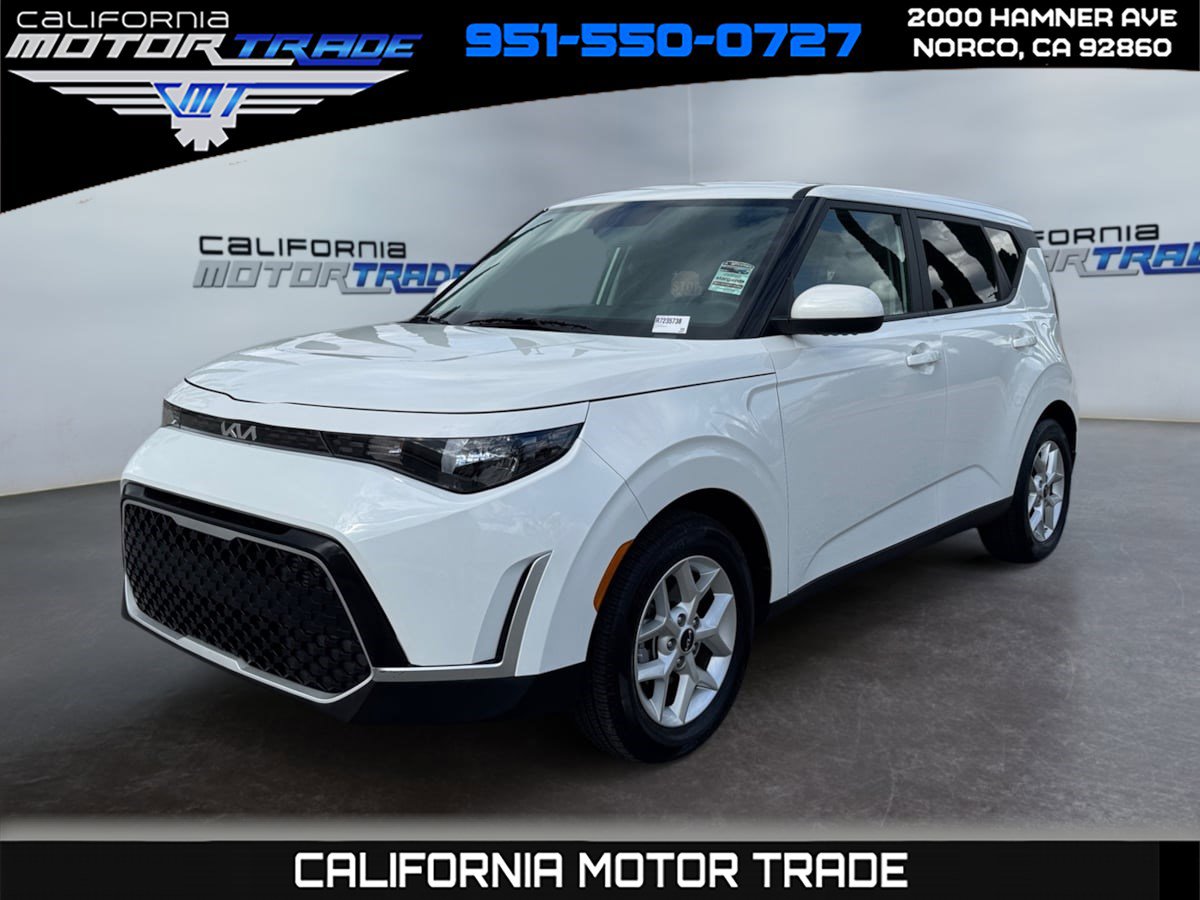 Used 2024 Kia Soul LX w/ Option Group 015 image 1