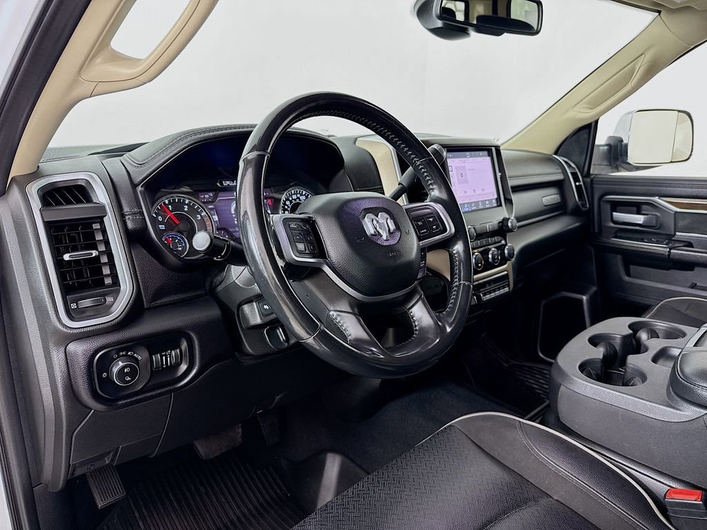 Used 2022 RAM 4500 Laramie AWD/4WD image 9