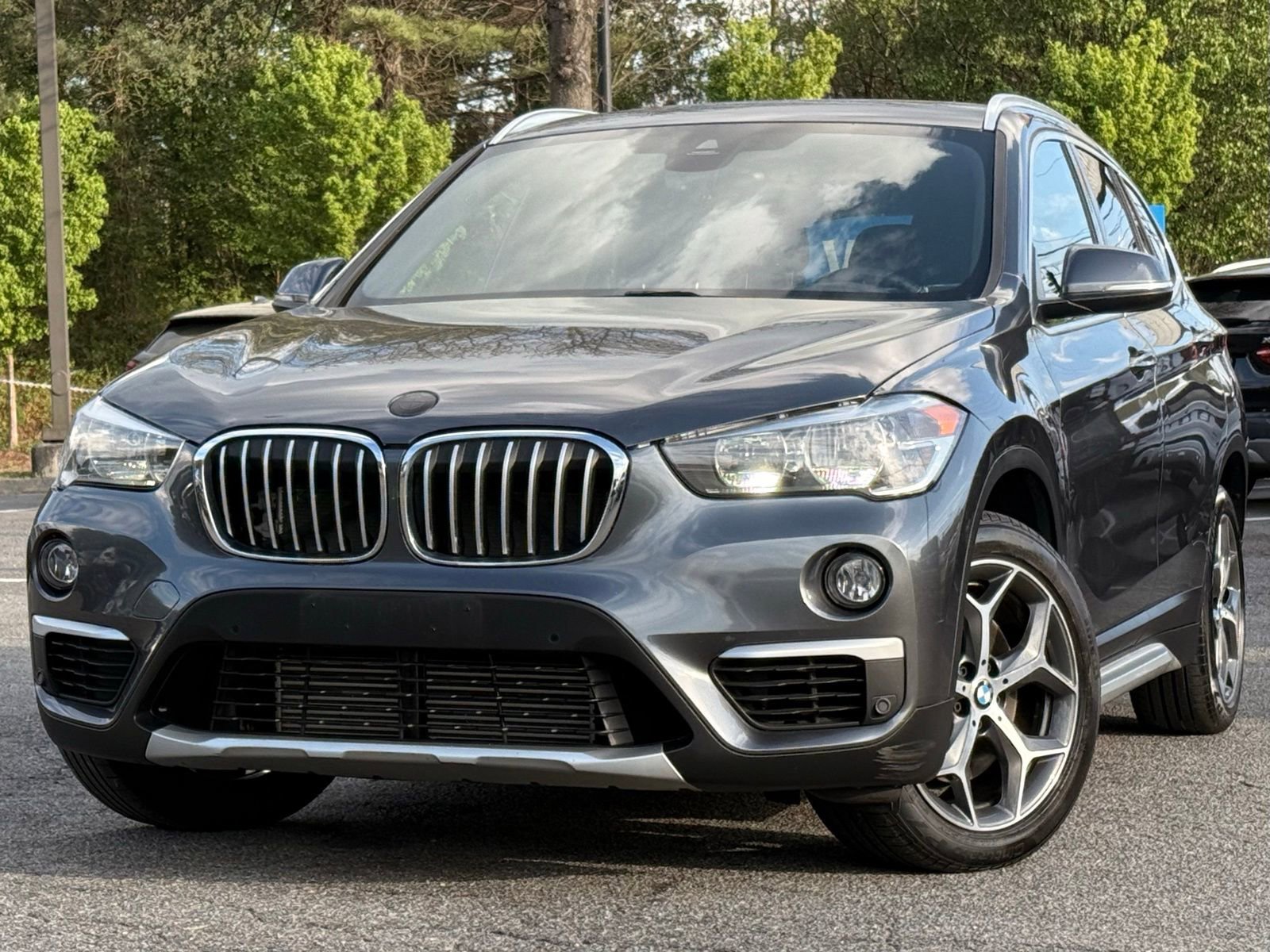 Used 2019 BMW X1 xDrive28i w/ Convenience Package image 1