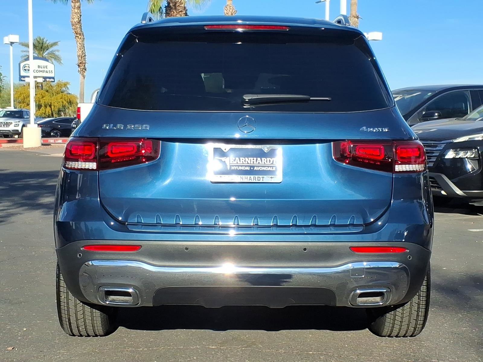 Used 2023 Mercedes-Benz GLB 250 4MATIC image 4