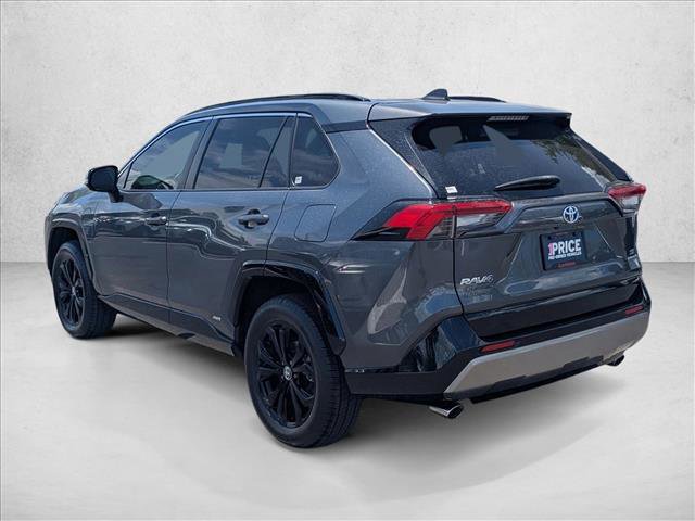 Used 2022 Toyota RAV4 SE w/ Convenience Package AWD/4WD image 8