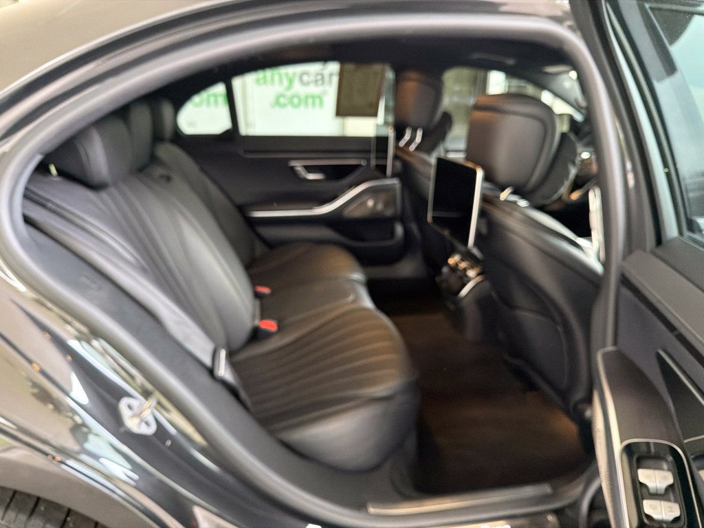 Used 2023 Mercedes-Benz S 500 4MATIC w/ AMG Line image 29