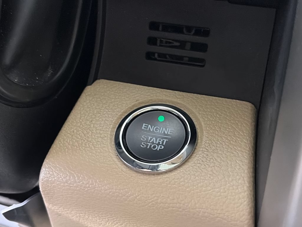 Used 2019 Ford F350 Lariat w/ Lariat Ultimate Package AWD/4WD image 24