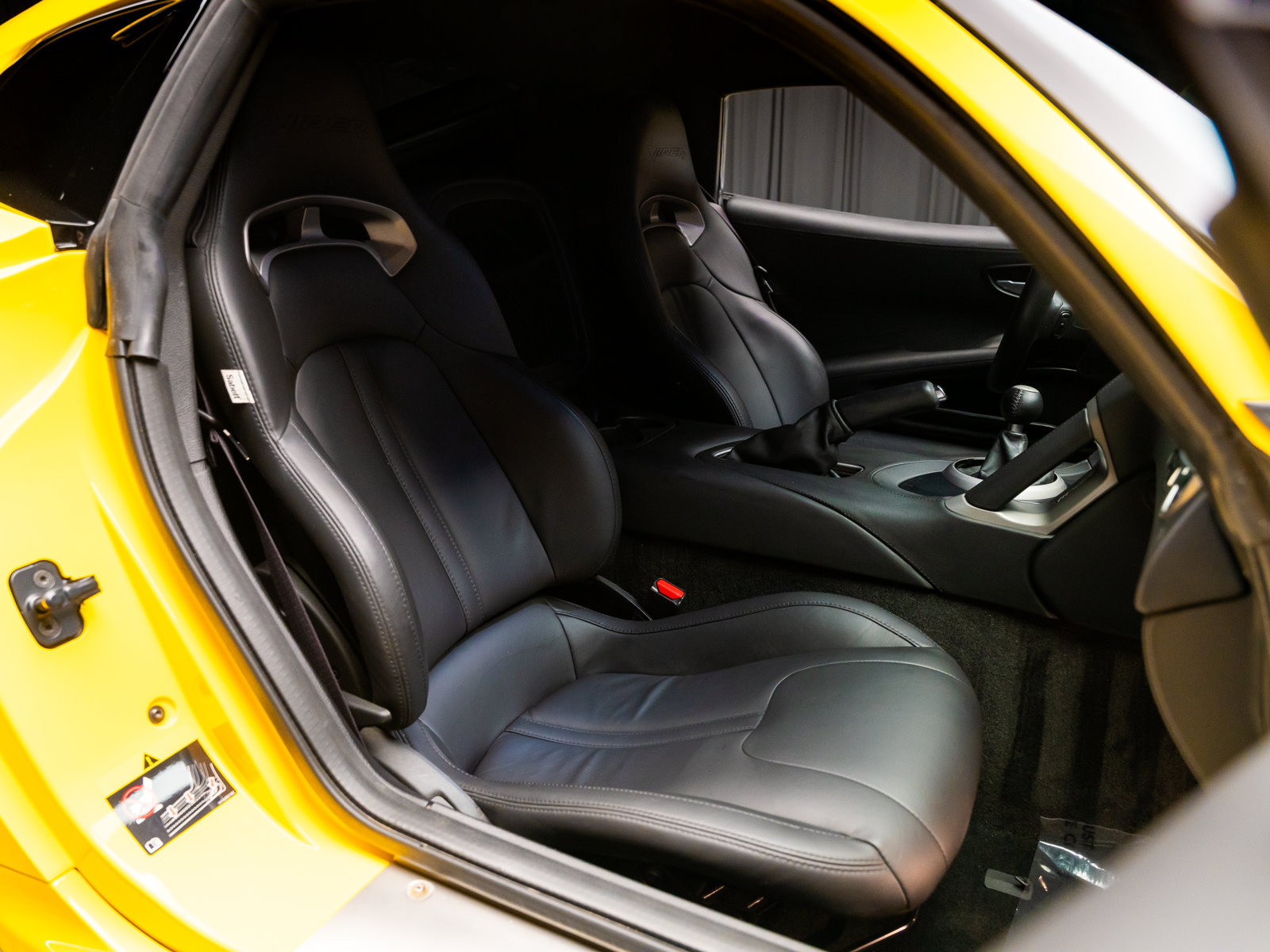 Used 2014 SRT Viper SRT-10 w/ Grand Touring Package RWD image 52