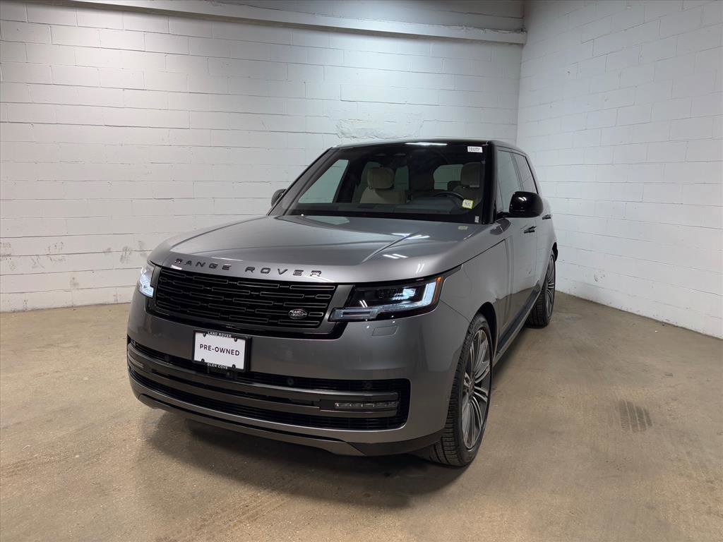 Used 2023 Land Rover Range Rover SE video 2