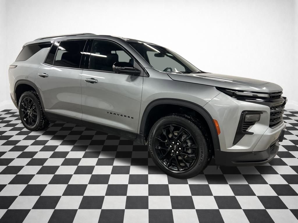 Certified 2024 Chevrolet Traverse LT w/ Midnight/Sport Edition image 1