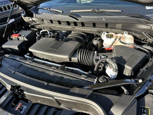 Used 2025 Chevrolet Tahoe RST image 29