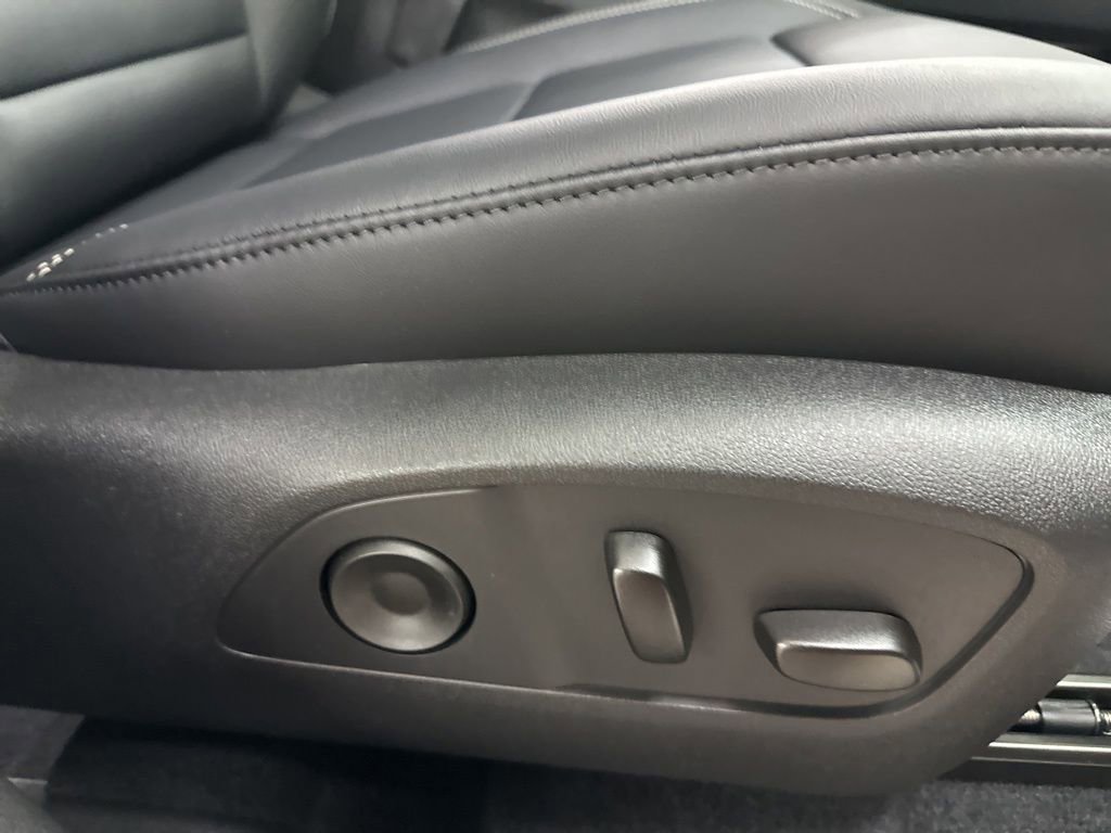 New 2026 GMC Acadia Elevation w/ Elevation Premium Package image 17