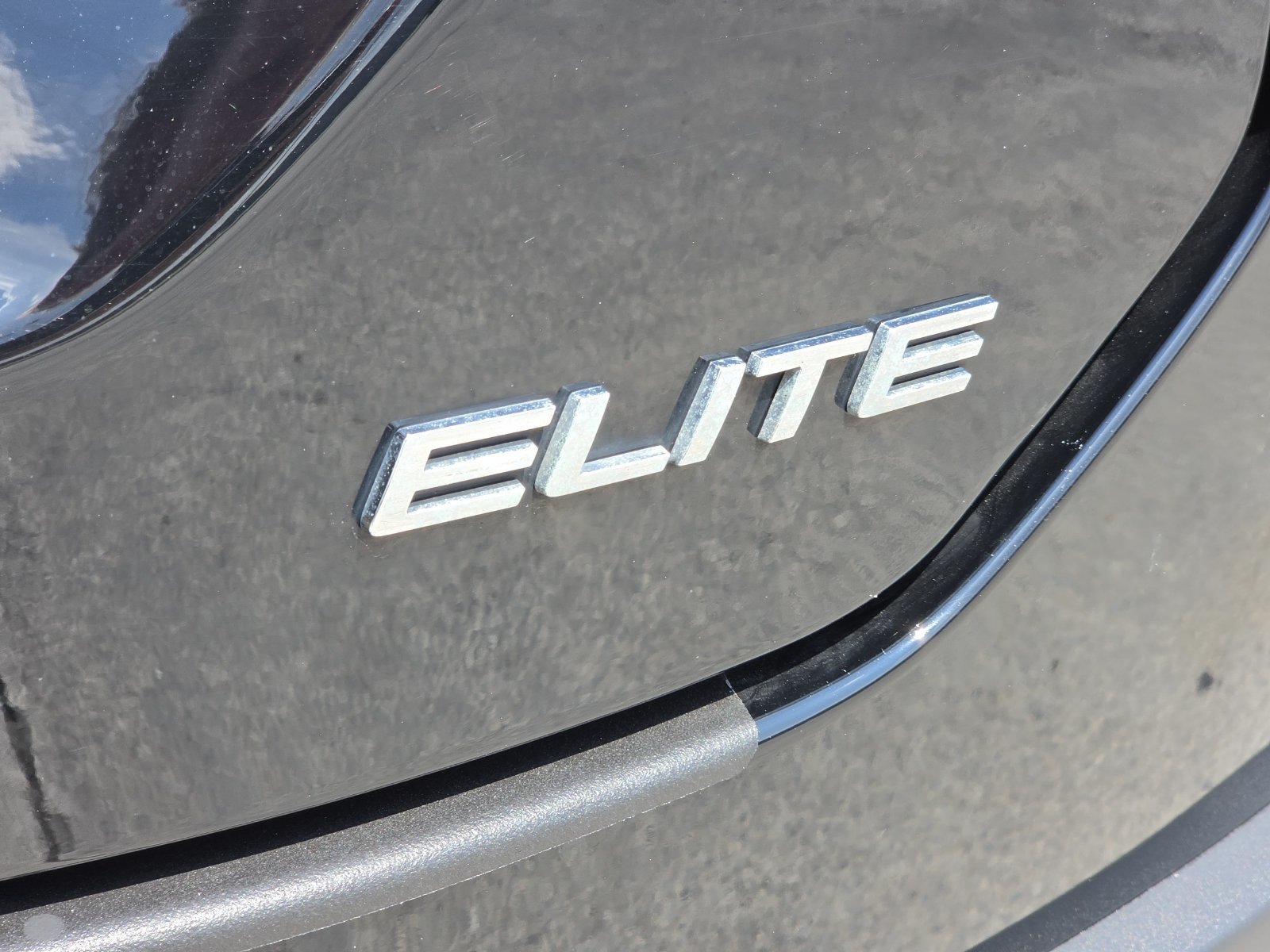 Used 2025 Honda Pilot Elite image 9