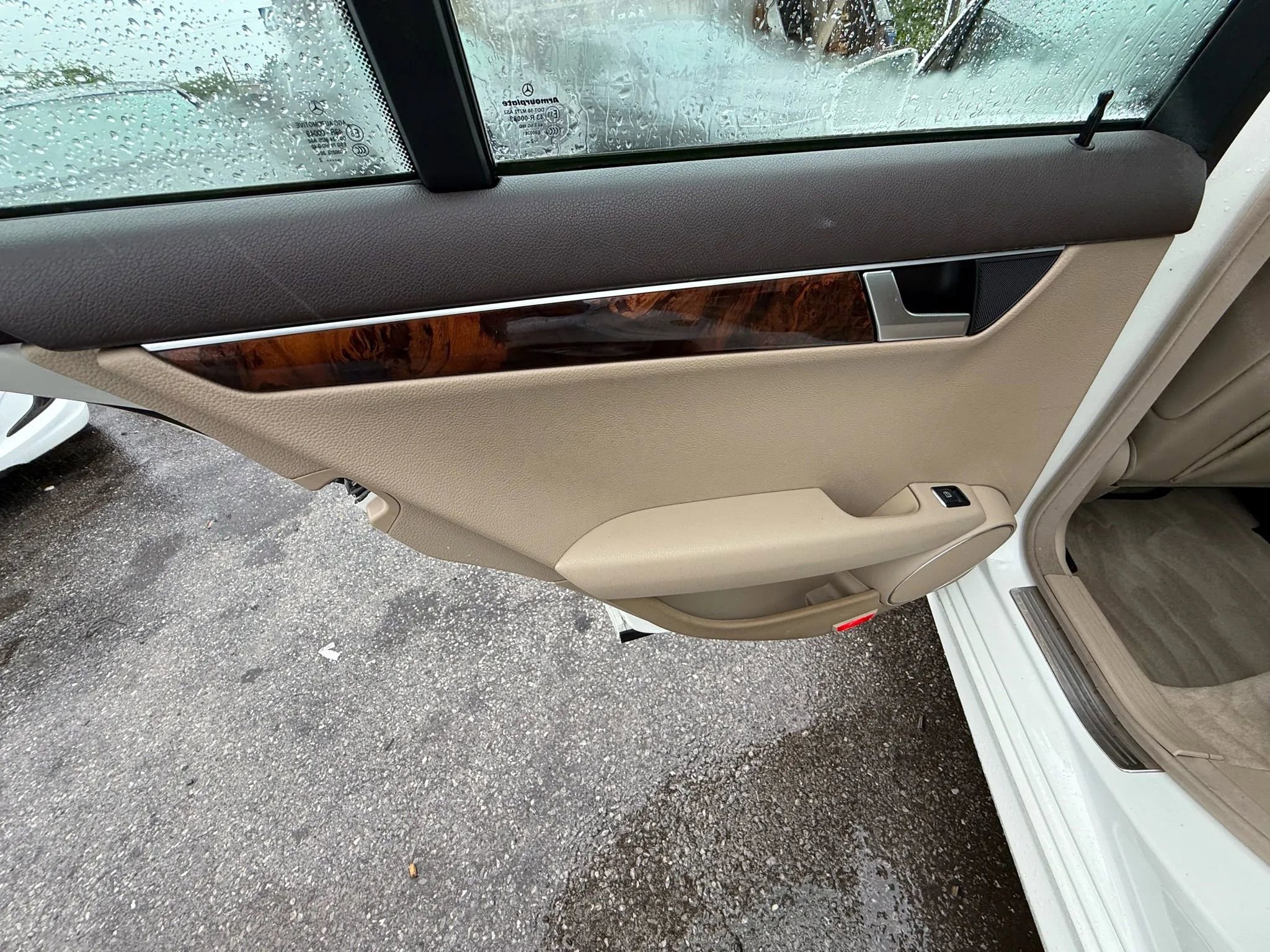 Used 2012 Mercedes-Benz C 250 Sedan image 29