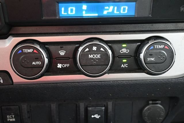 Used 2021 Toyota Tacoma SR AWD/4WD image 22