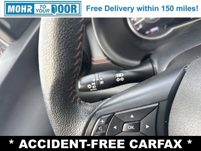 Used 2018 Nissan Kicks SR w/ Premium Package image 16