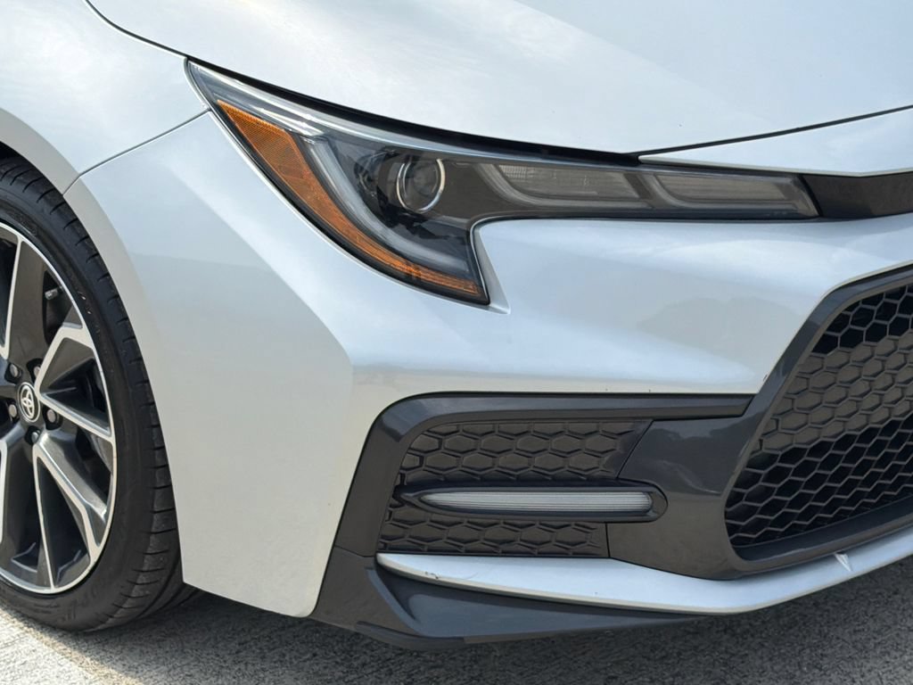 Used 2022 Toyota Corolla SE FWD image 8