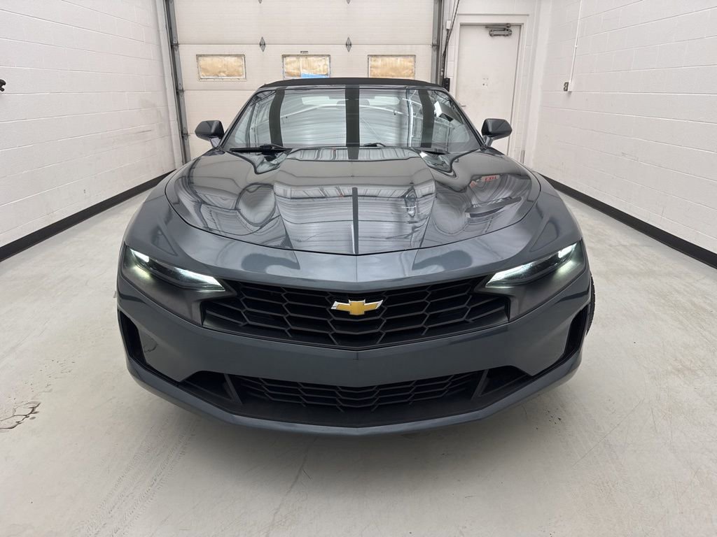 Used 2022 Chevrolet Camaro LT RWD image 5