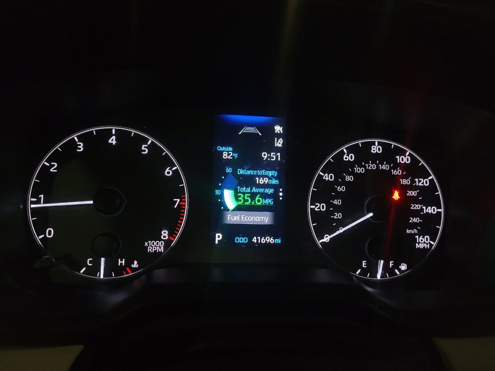 Used 2025 Toyota Corolla LE FWD image 23