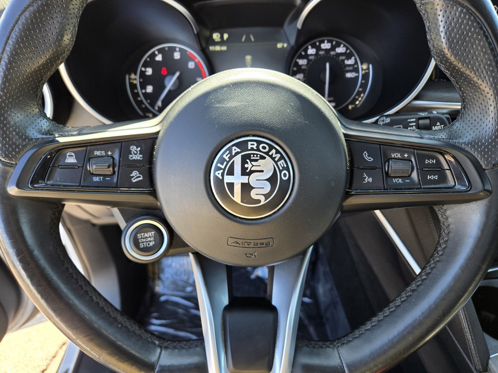Used 2022 Alfa Romeo Stelvio Ti image 22