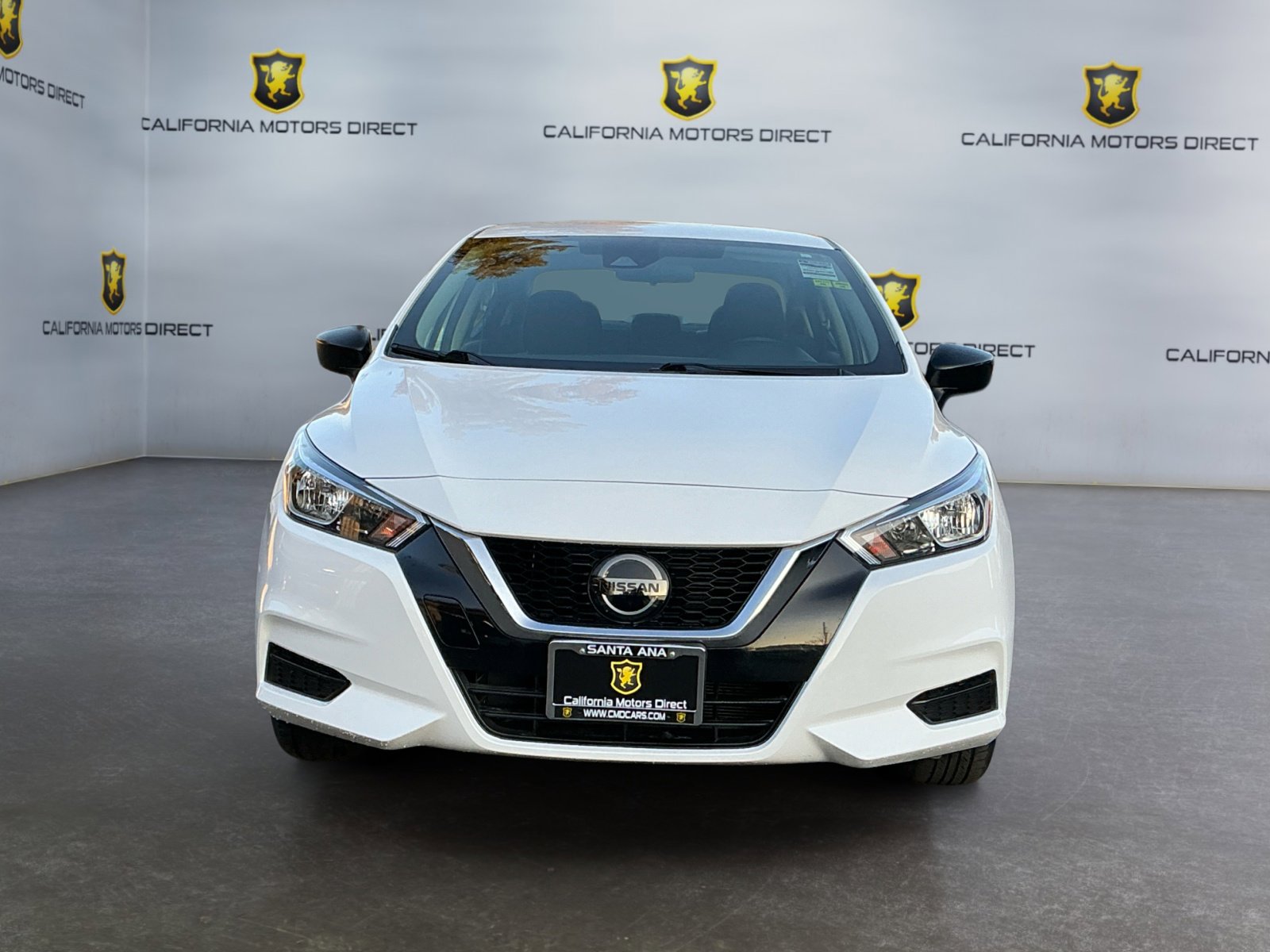 Used 2020 Nissan Versa S image 2