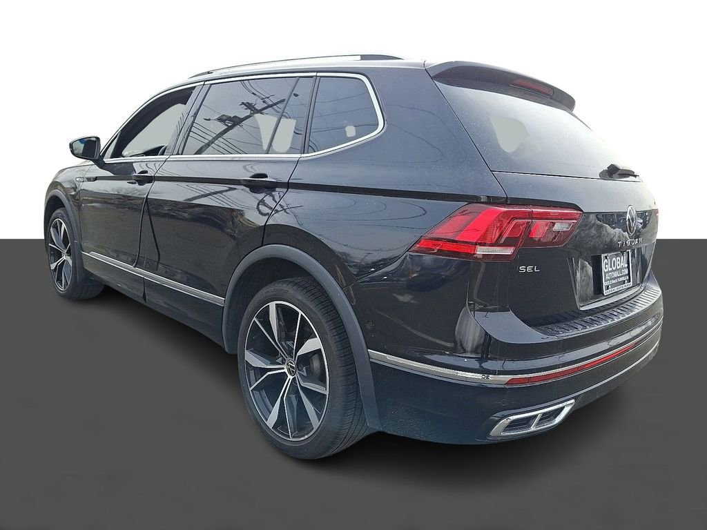 Used 2023 Volkswagen Tiguan SEL R-Line AWD/4WD image 5