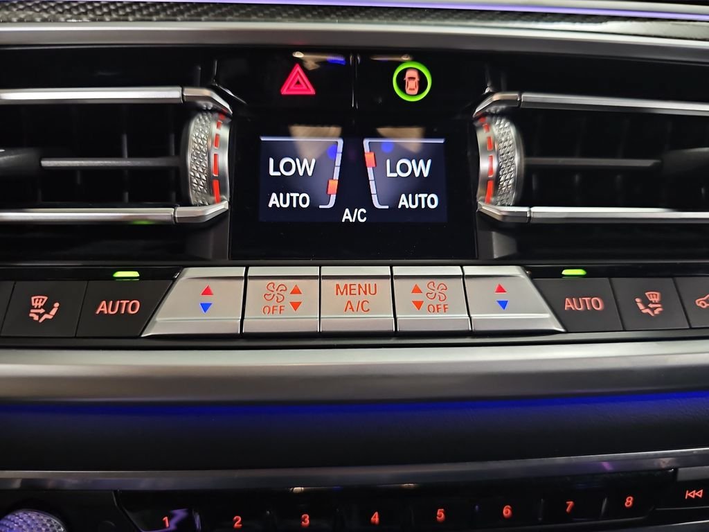 Used 2022 BMW X5 M w/ Competition Package AWD/4WD image 26