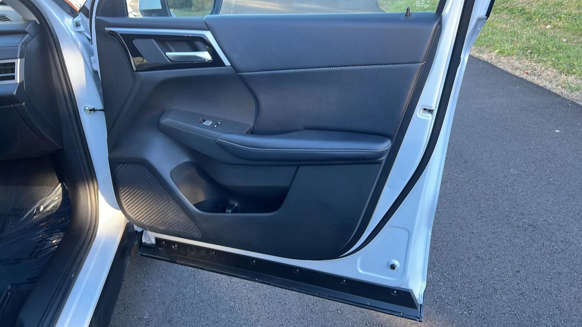 Used 2024 Mitsubishi Outlander Ralliart image 20