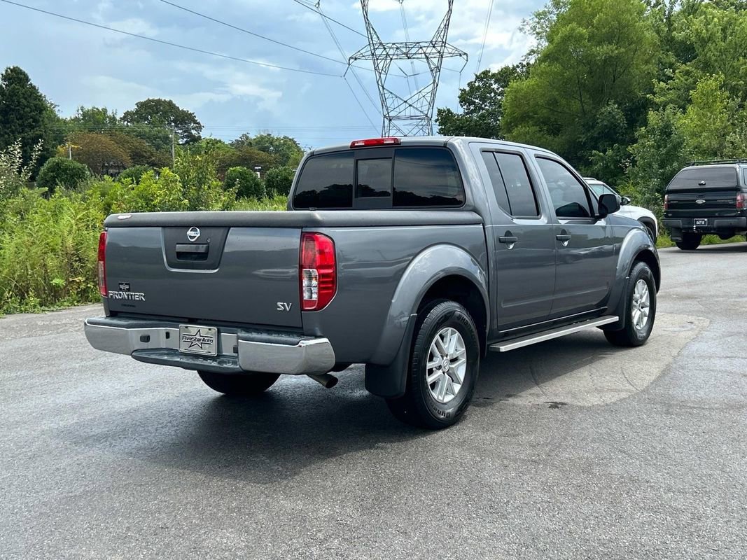 Used 2021 Nissan Frontier SV image 3