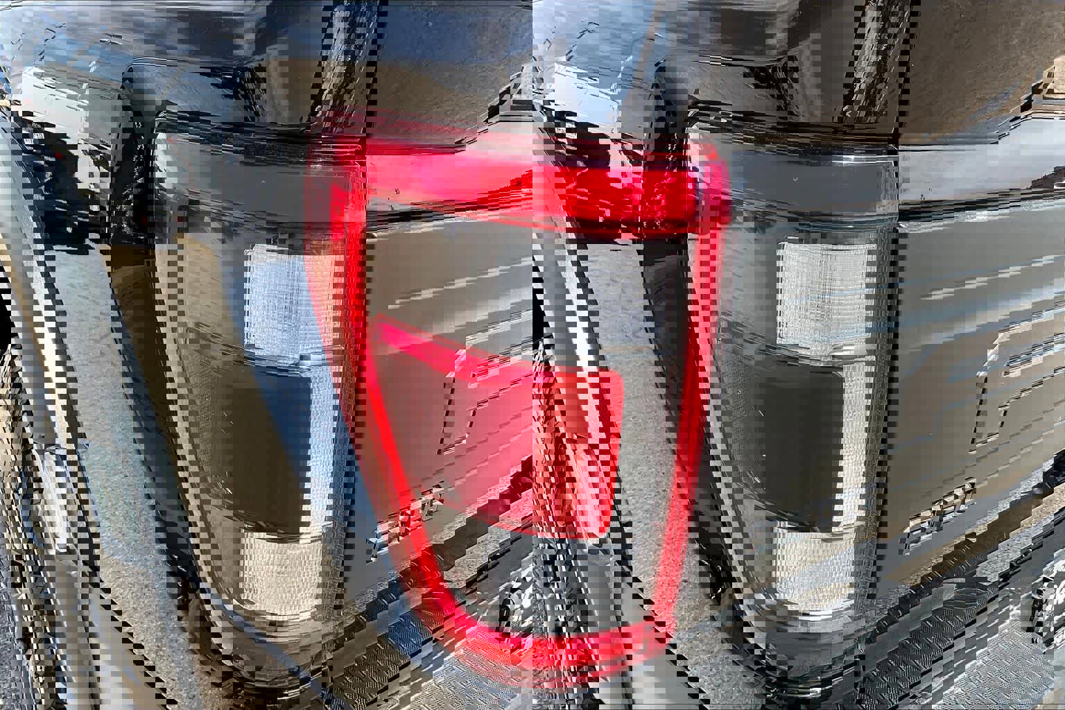 Used 2022 Ford F150 Raptor w/ Raptor 37 Performance Package image 28