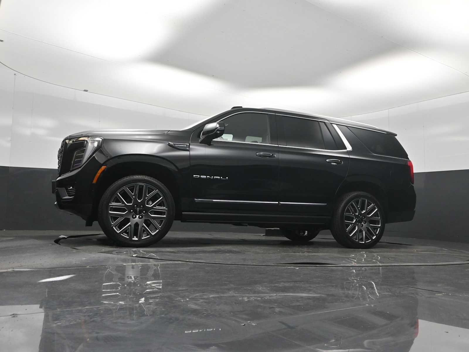 New 2027 GMC Yukon Denali Ultimate AWD/4WD image 21