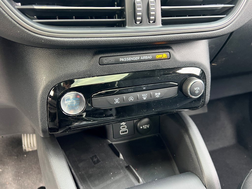 New 2026 Ford Escape Active w/ Active Premium Tech Pack AWD/4WD image 17