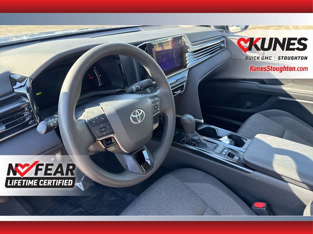 Used 2025 Toyota Camry LE FWD image 20