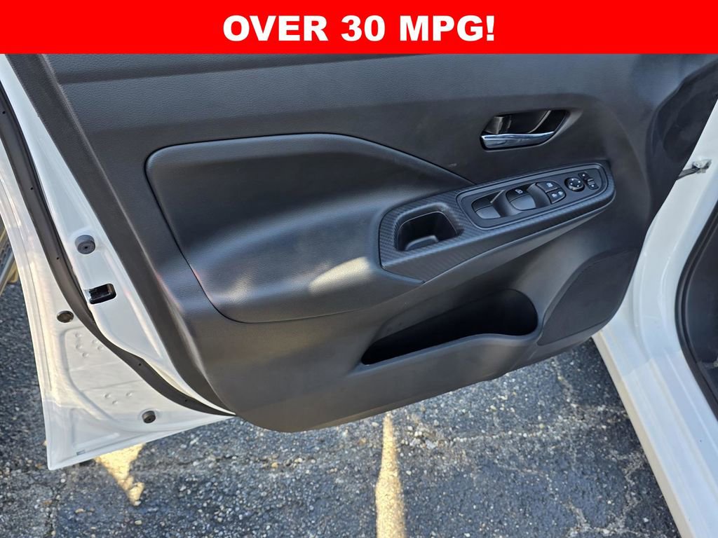 New 2025 Nissan Versa SV w/ Trunk Package image 25