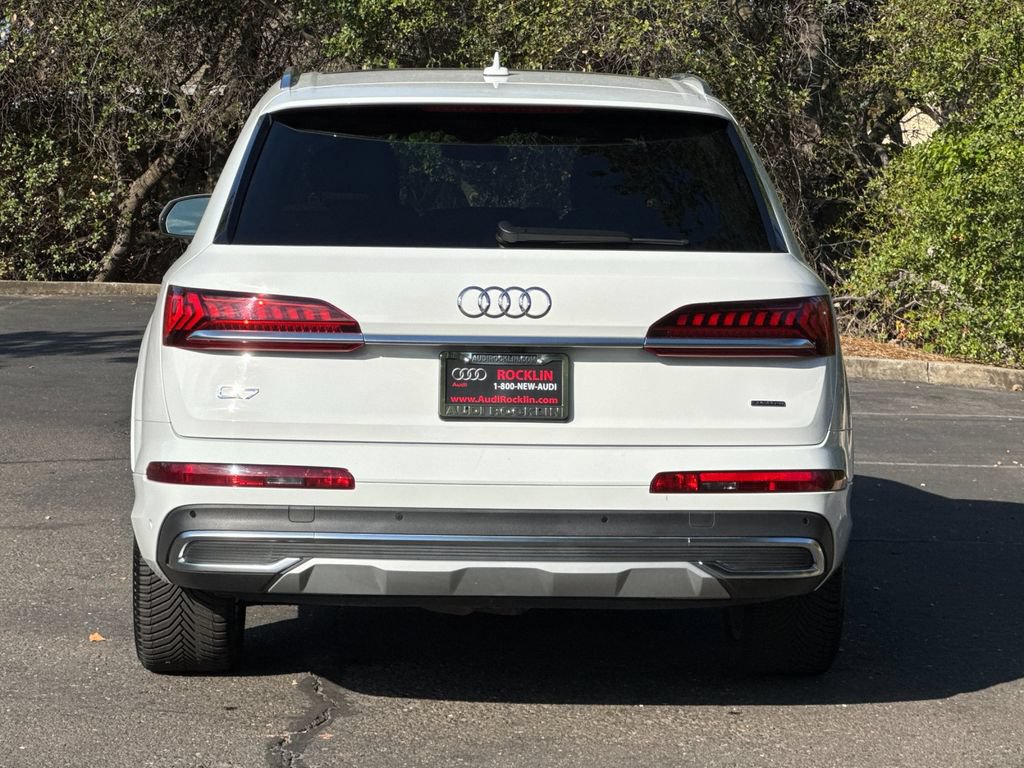 Used 2023 Audi Q7 3.0T Premium AWD/4WD image 6
