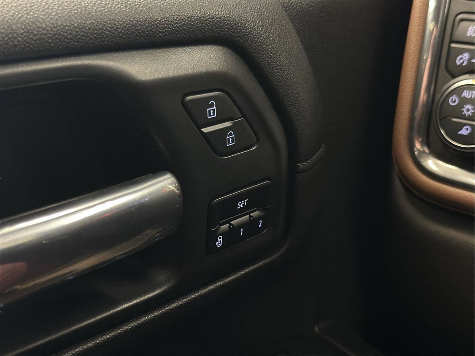 Certified 2022 Chevrolet Silverado 2500 High Country w/ Z71 Off-Road Package image 45