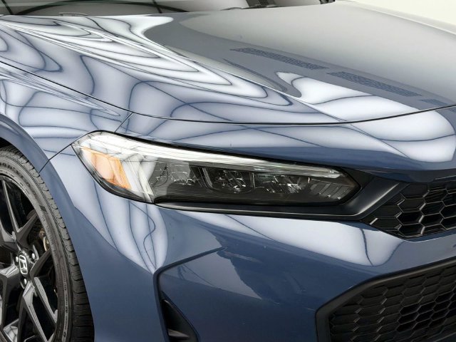 Used 2025 Honda Civic Sport image 9