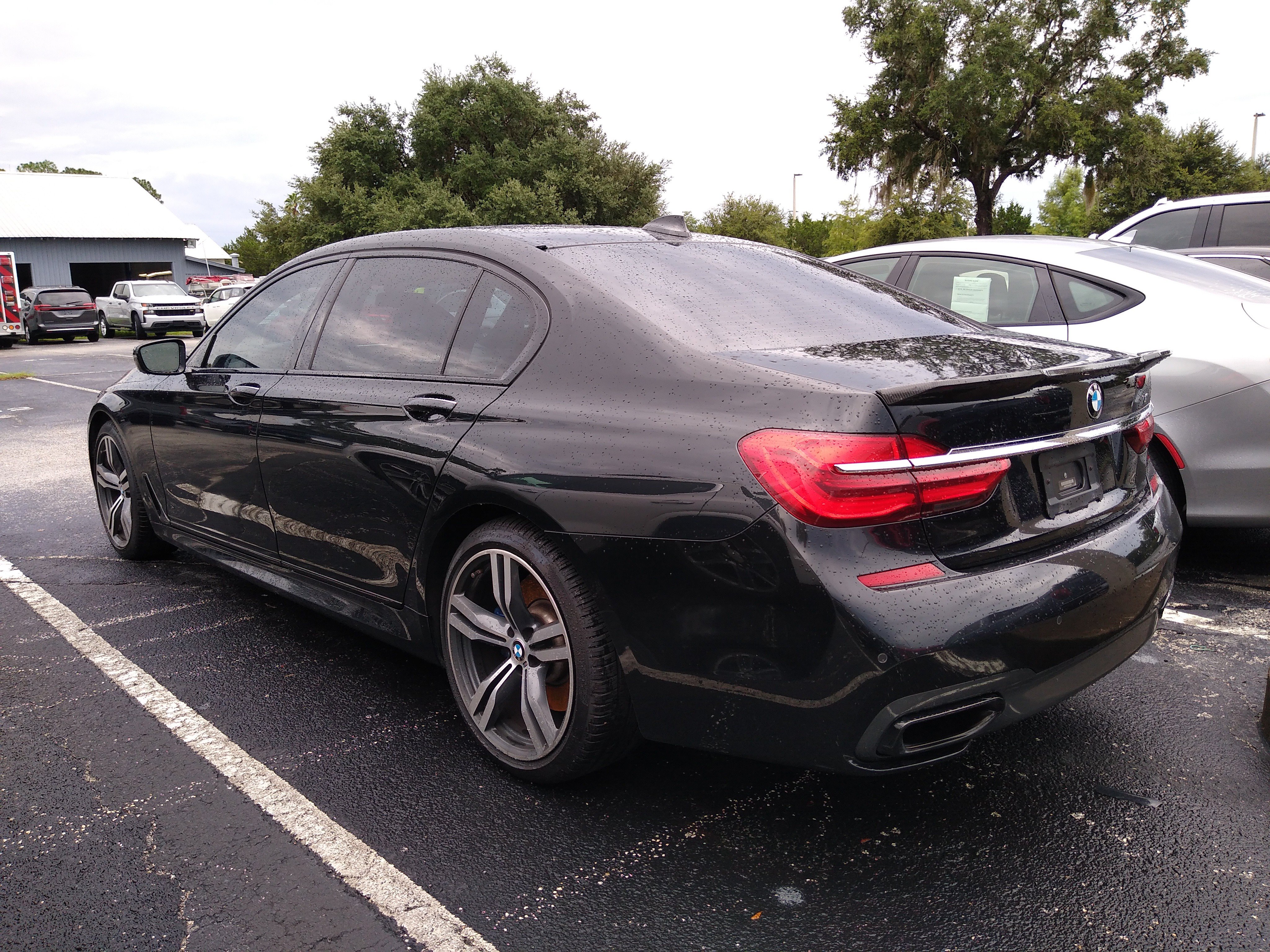 Used 2019 BMW 750i w/ Executive Package RWD image 6