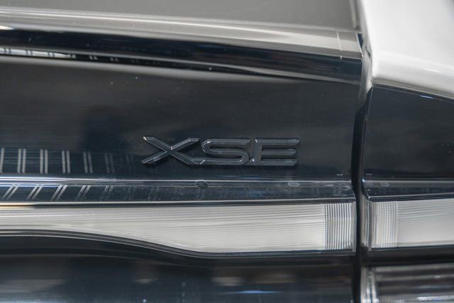 New 2026 Toyota Prius Plug-In Hybrid w/ Limited Premium Package image 7