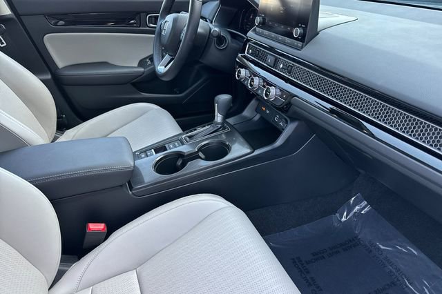 Used 2024 Honda Civic EX-L image 19