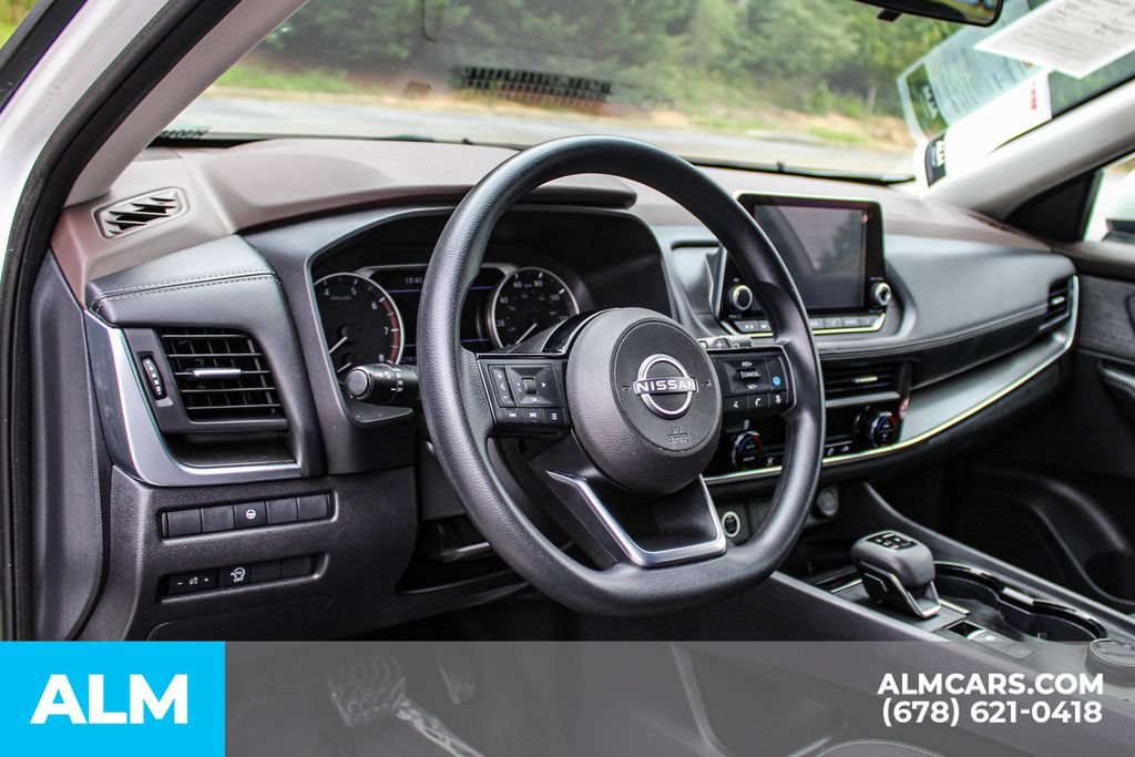 Used 2023 Nissan Rogue SV AWD/4WD image 31