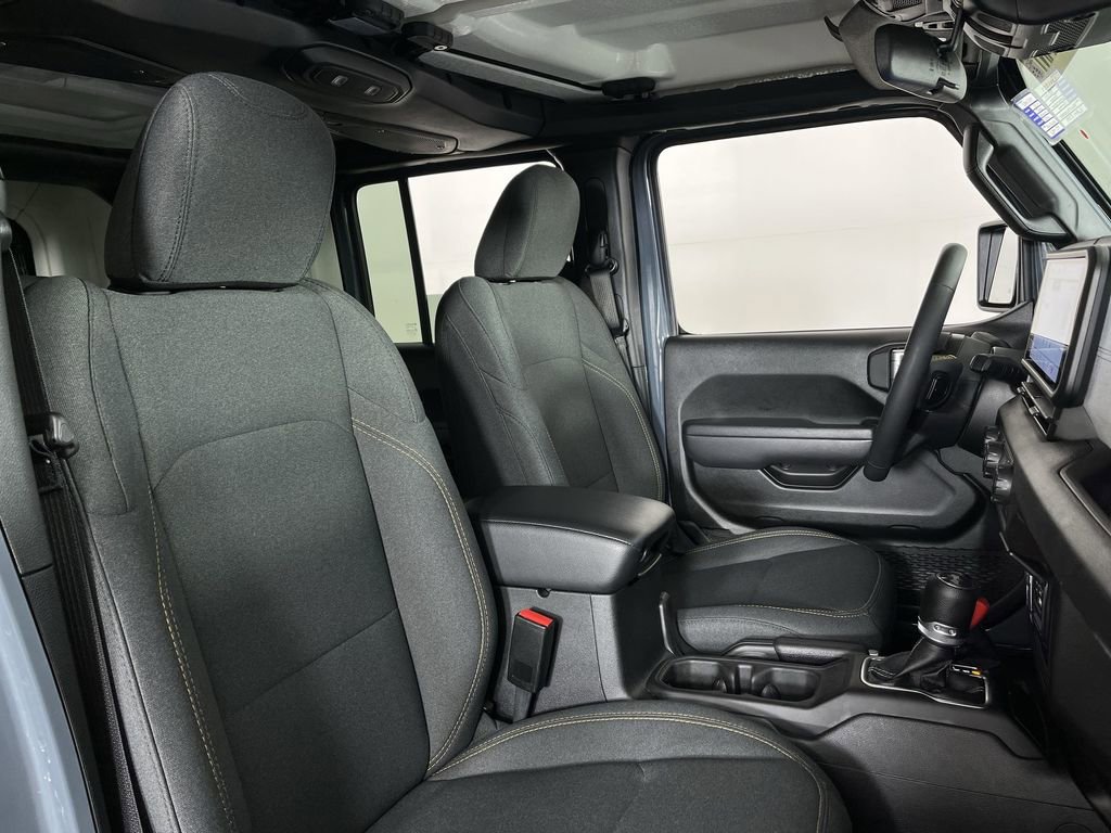 Used 2024 Jeep Wrangler Sport S image 23