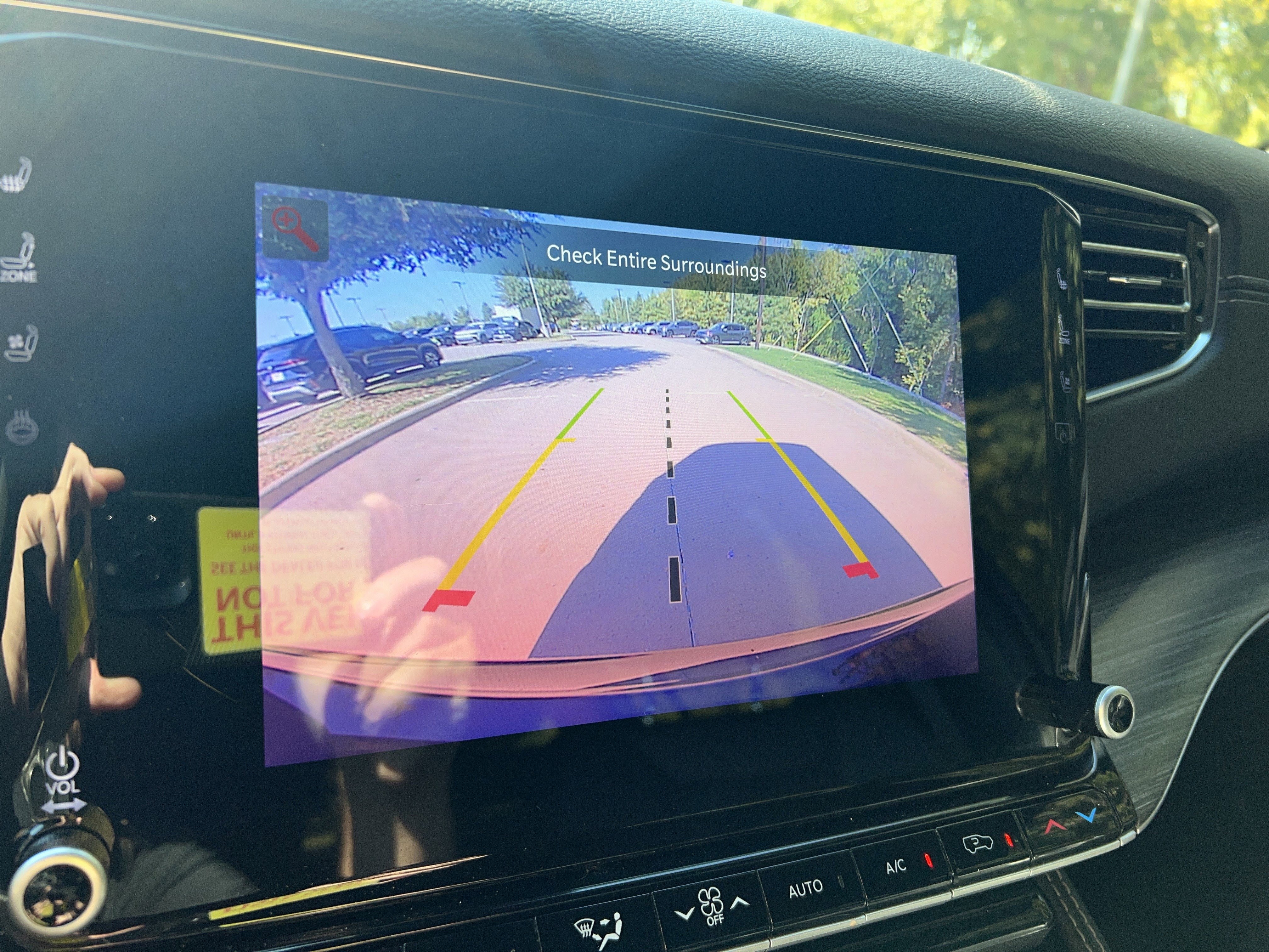 Used 2023 Jeep Wagoneer Series III w/ Preferred Equipment Group image 24