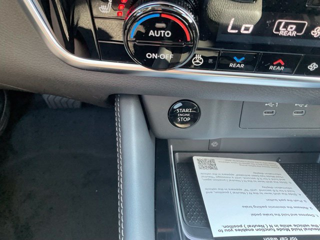 New 2026 Nissan Rogue Platinum w/ Platinum Premium Package AWD/4WD image 24