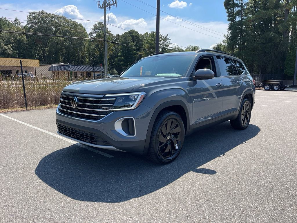 New 2026 Volkswagen Atlas SE AWD/4WD image 2