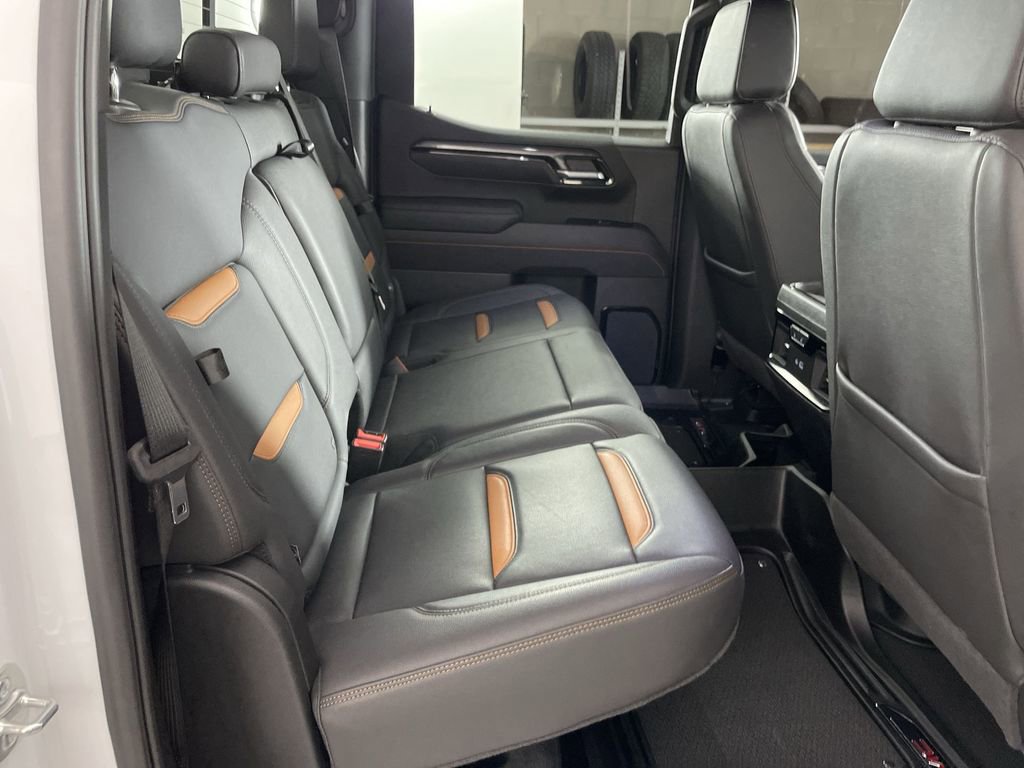 Used 2025 GMC Sierra 1500 AT4 w/ Technology Package image 27