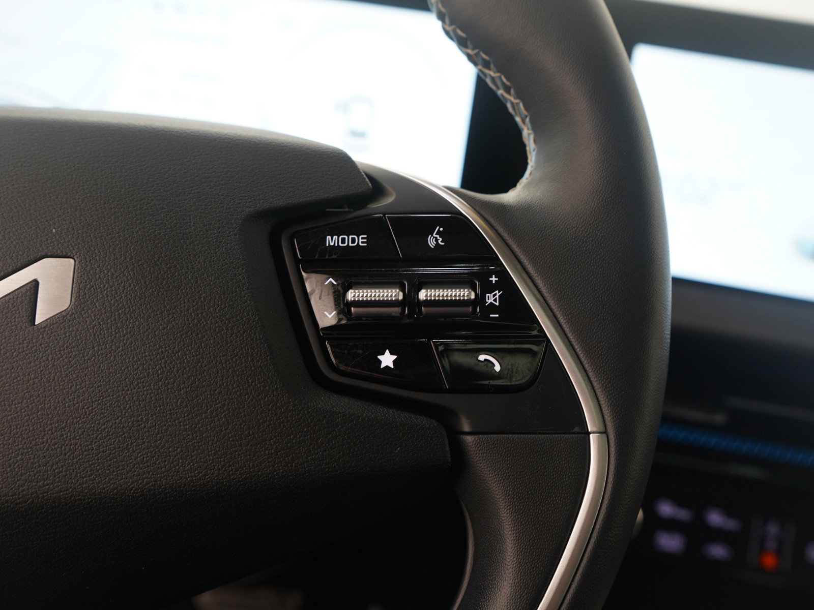 Used 2024 Kia EV6 GT-Line image 27