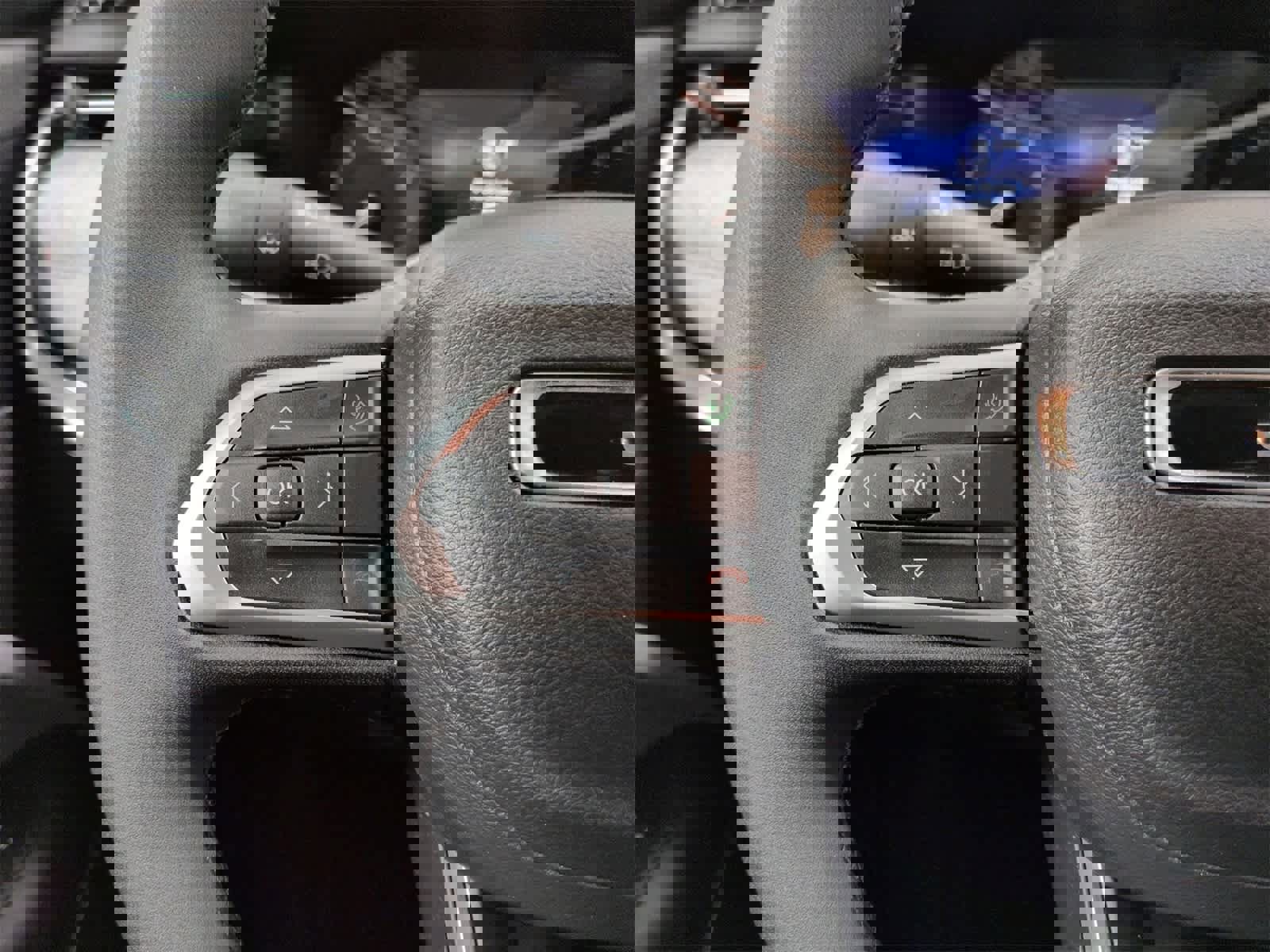 Used 2025 Jeep Compass Latitude image 24