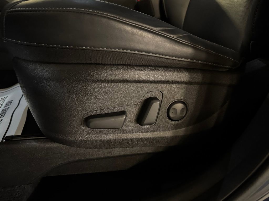Certified 2024 Kia Telluride S w/ S Sunroof Package image 13