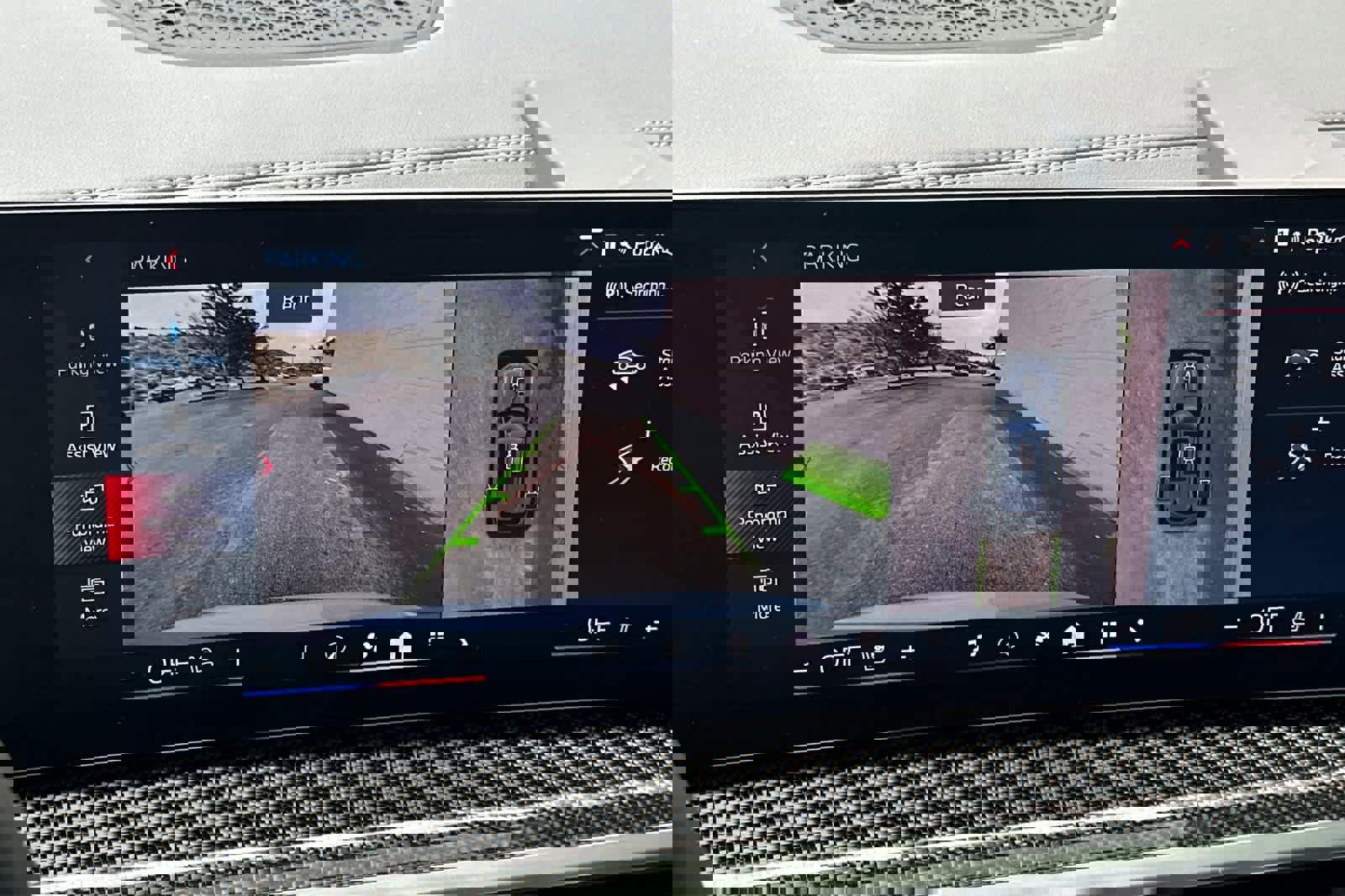 Used 2025 BMW X5 M60i w/ Executive Package image 22