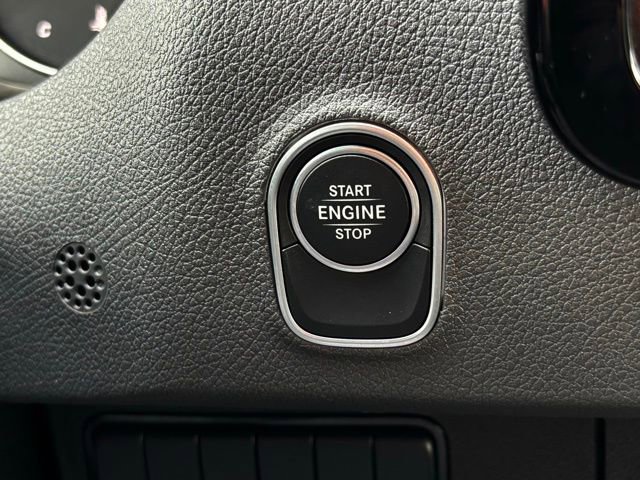 Used 2025 Mercedes-Benz Sprinter 3500 image 27