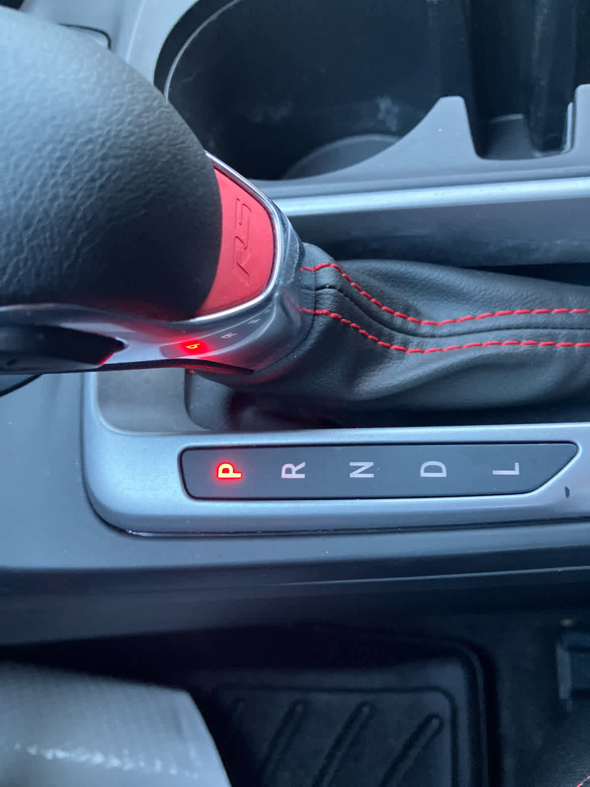 Used 2024 Chevrolet Trax RS w/ Sunroof Package image 30