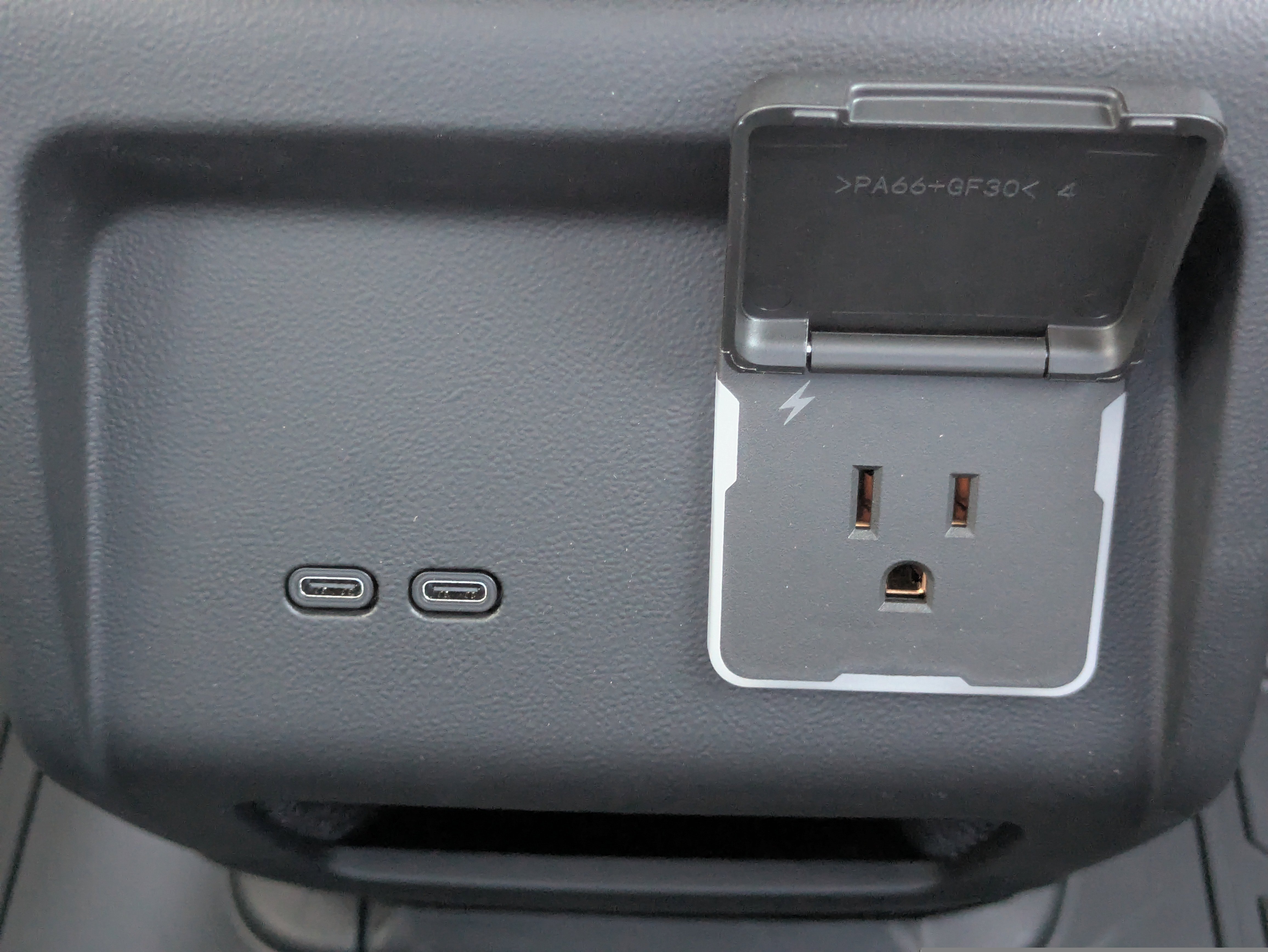 New 2026 Cadillac Optiq Luxury 1 w/ LPO, Floor Liner Package image 10