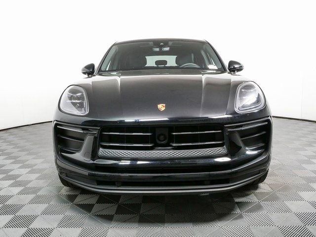 Certified 2023 Porsche Macan Turbo image 37